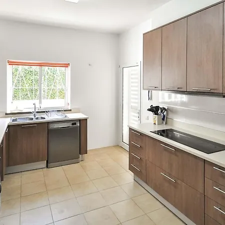 Vila Paris